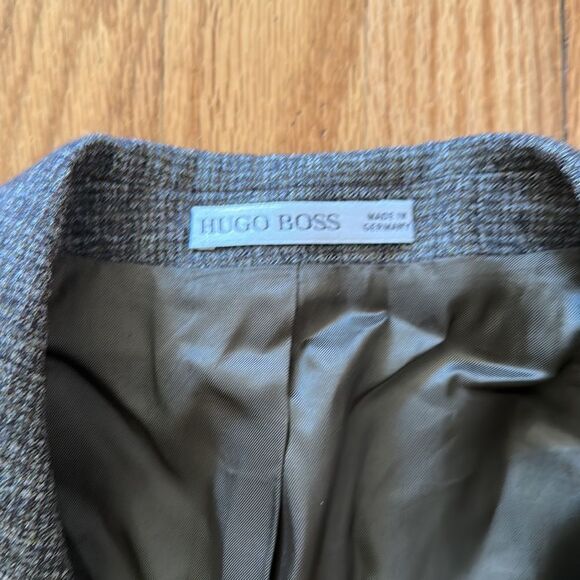 Hugo Boss wool sport coat blazer great pre owned condition brown grey fabric - Picture 2 of 8